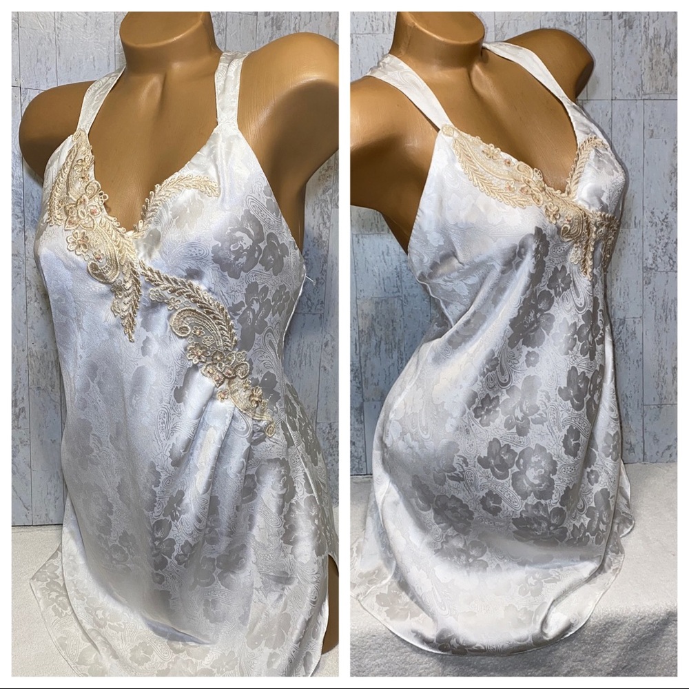 Vintage Chemise Or Full Dress Slip Victoria’s Secret … Gem